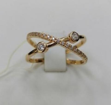 Кольцо из золота с фианитами