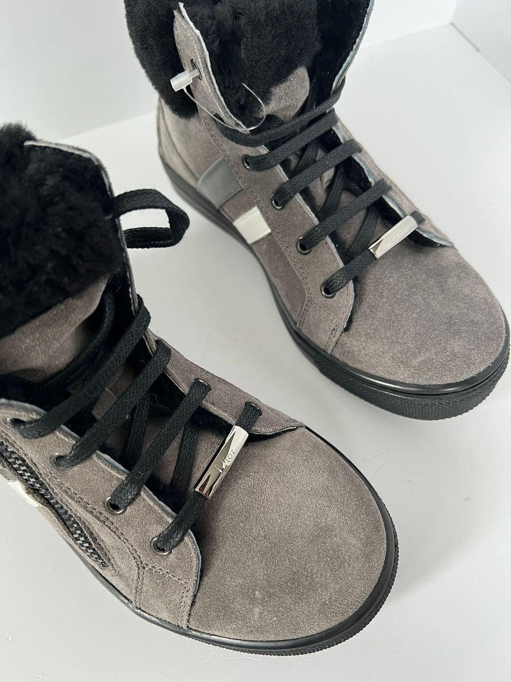 Ботинки новые Dior, 33