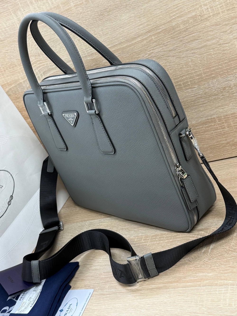 Портфель Prada