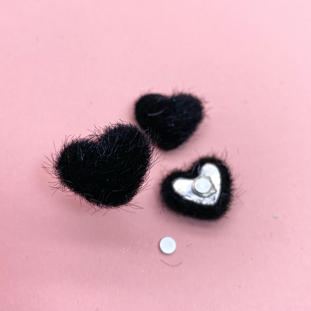 Zoo Сердечко на магните черное для дизайна ногтей