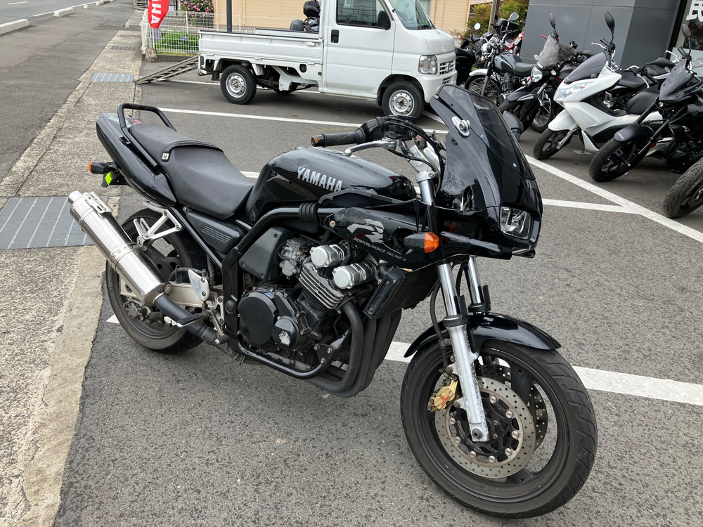 Yamaha FZ400 042597