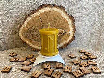 Свеча Эйваз