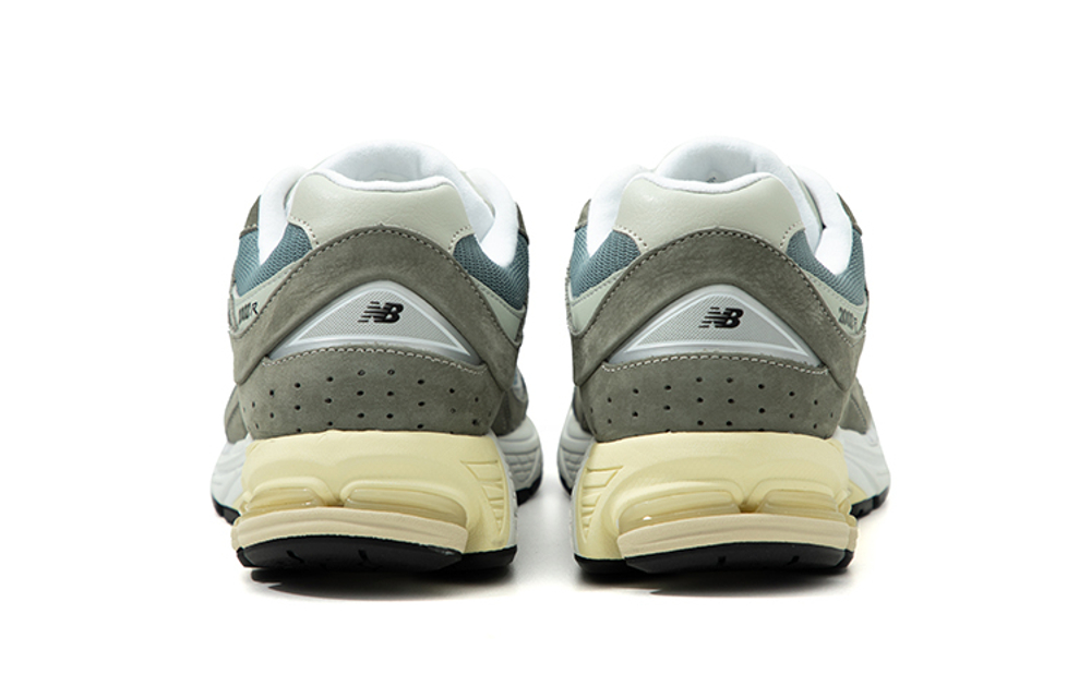 Кроссовки New Balance Nb 2002R