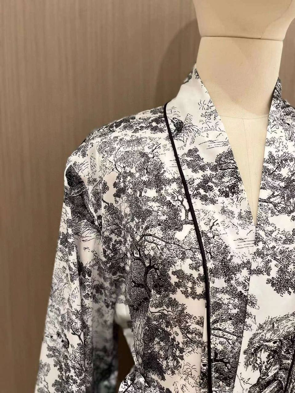 Халат Dior