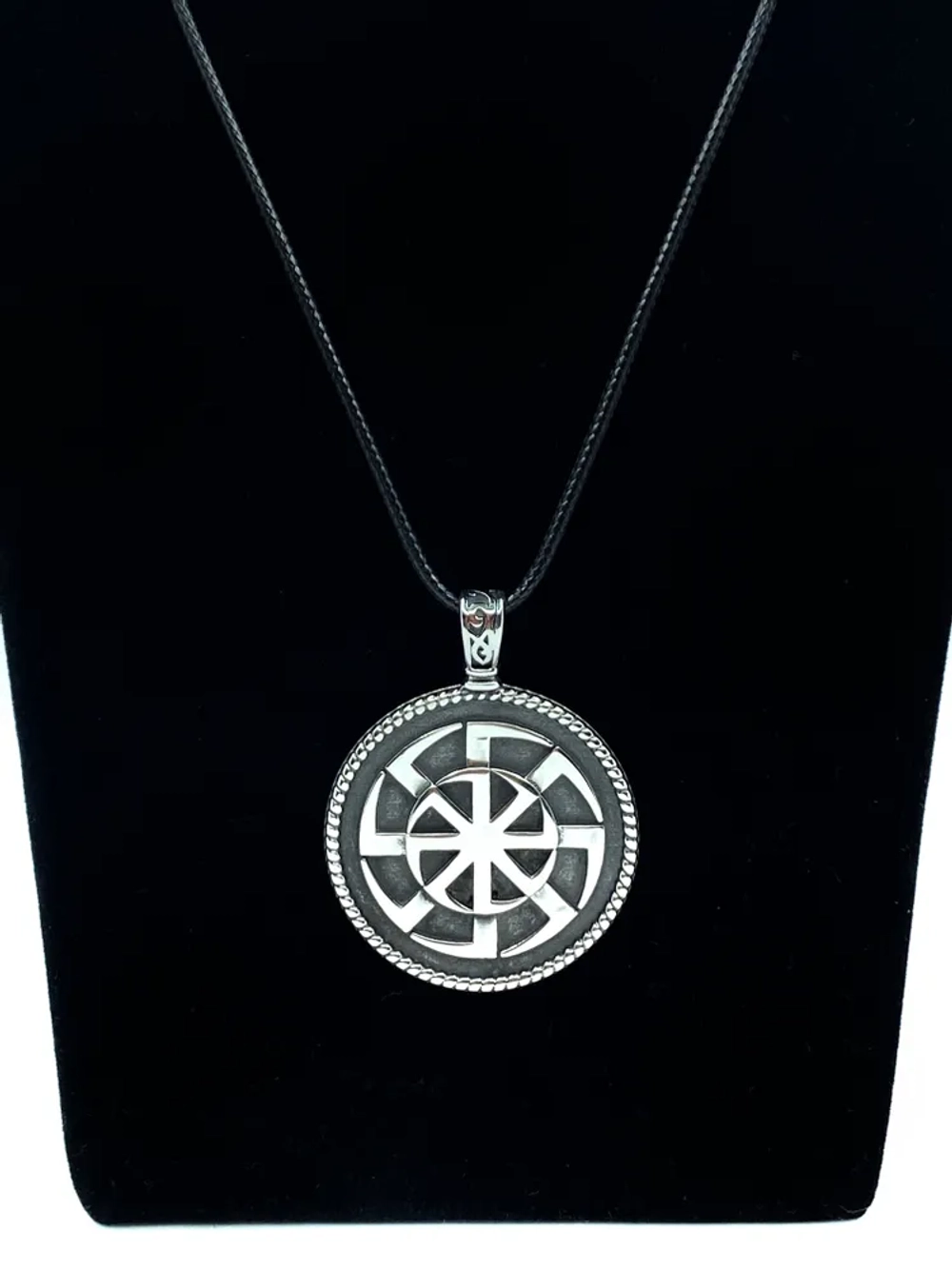 Славянская подвеска оберег Коловрат магический амулет из стали