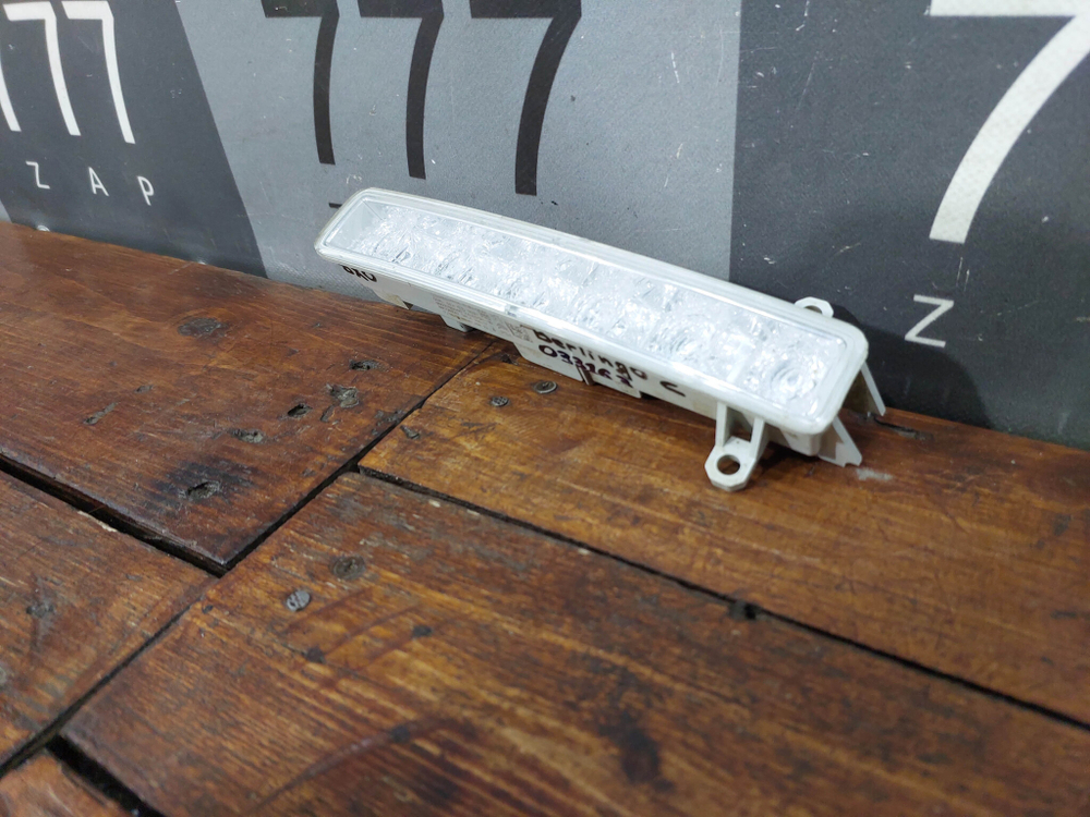 ДХО левый / правый Citroen Berlingo 2 / Peugeot 308 Б/У Оригинал 9802795580