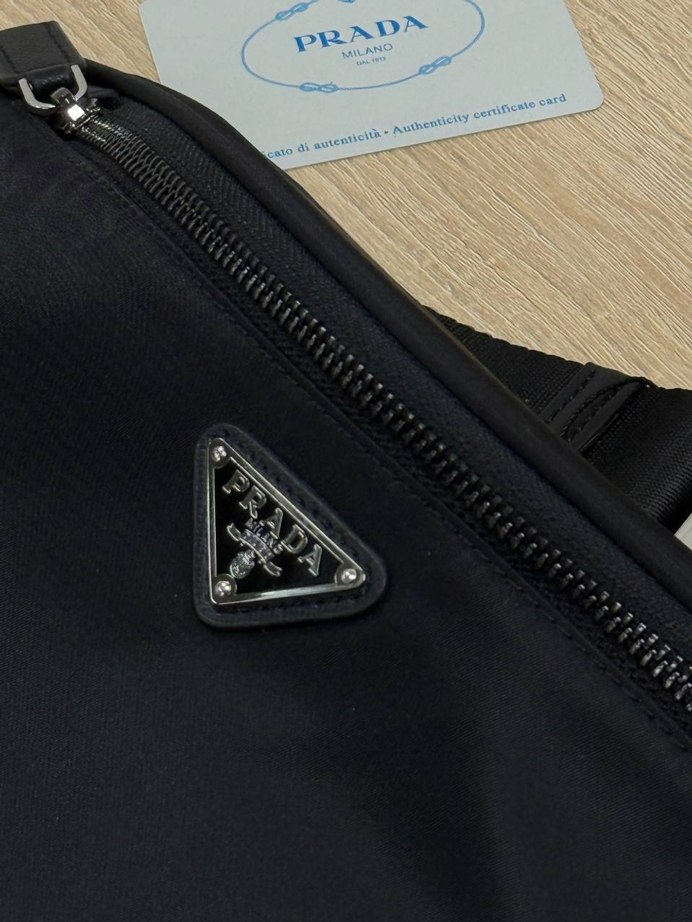 Поясная сумка Prada