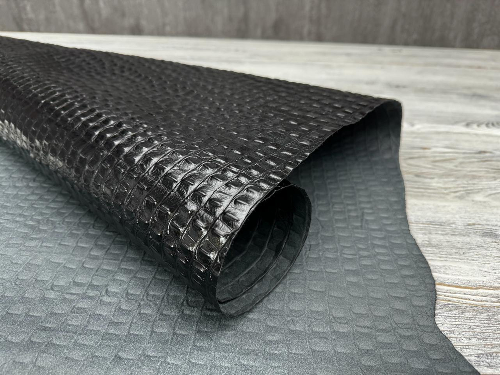 Crocco Back Black (1,3-1,5 мм), цв.черный, натуральная кожа