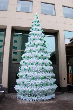 Уличная елка Уральская белая 15 м., каркасная, ПВХ, Green Trees (GT15URPVCW)