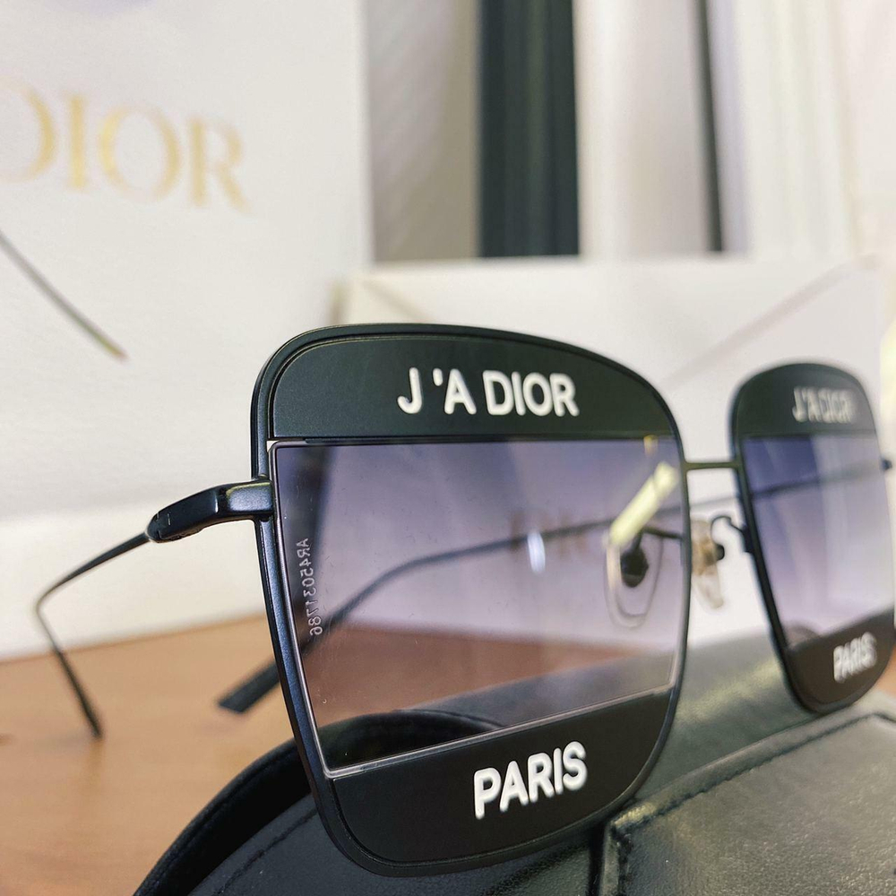 Солнцезащитные очки