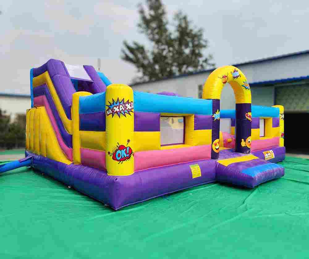 Коммерческий надувной батут "Комиксы" 7,5*5,5*3,15 м