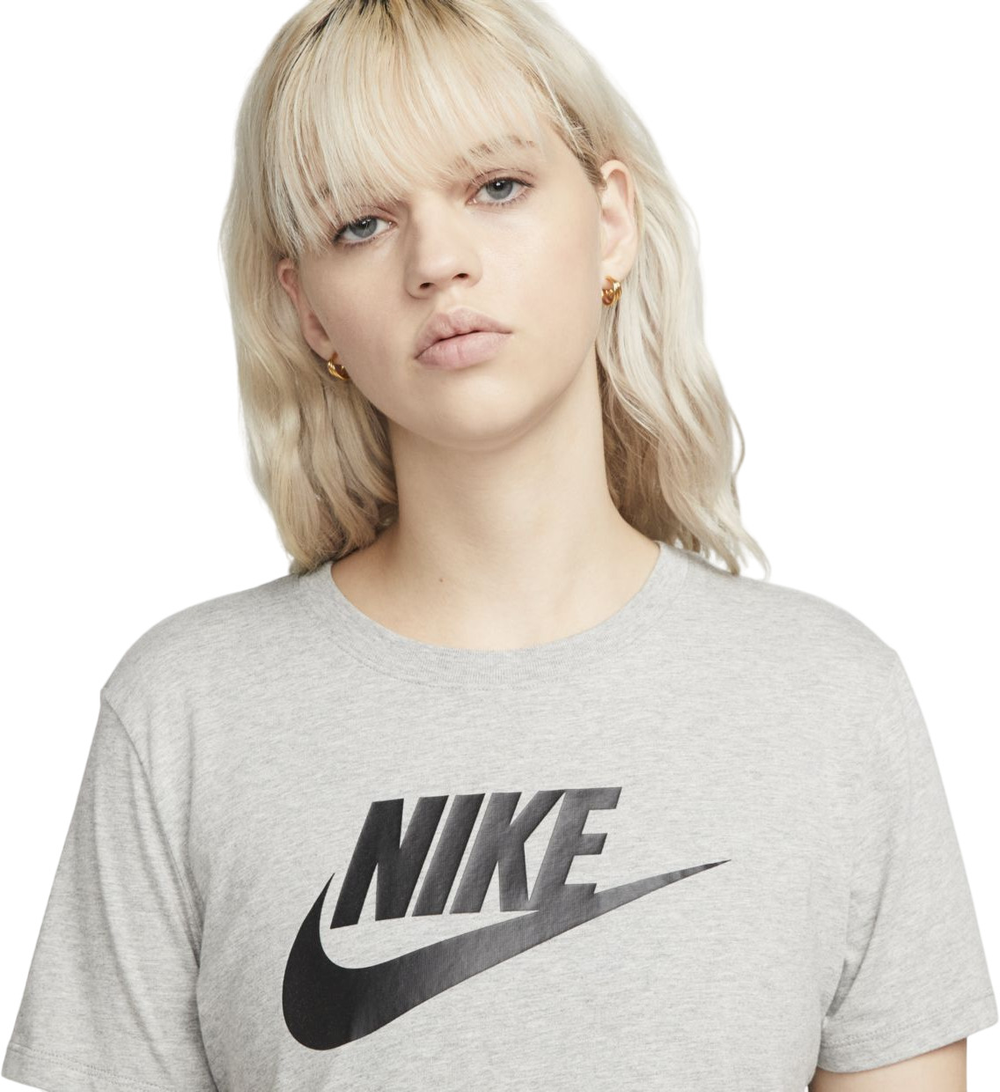 923367-063 ФУТБОЛКА Nike W NSW TEE TBL SCP FTRA LOGO