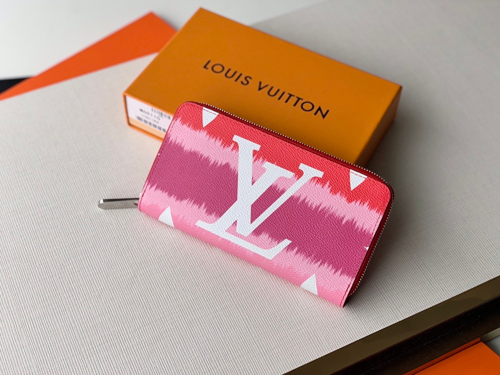 Louis Vuitton Zippy Wallet