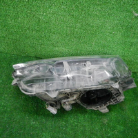 Фара левая Toyota Rav 4 CA40 (2015-2019) LED