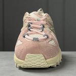 New Balance 610 • Pink