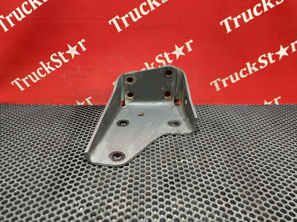 Кронштейн кабины задний левый