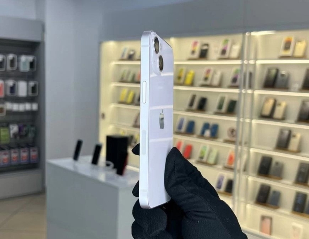 iPhone 13, 256 ГБ б/у