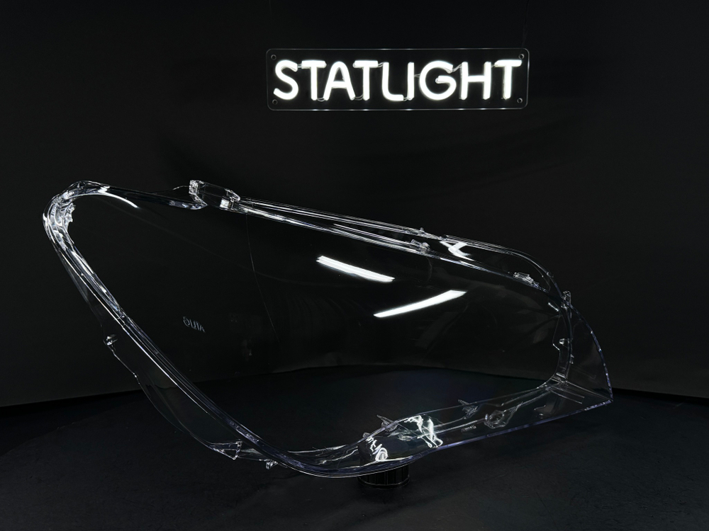 Правое стекло фары BMW 7 F01 F02 2008-2015