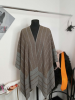 Накидка женская дорожная.