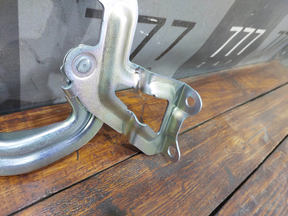 Петли капота комплект JAC JS3 23-нв Новые Оригинал 8406200U2210