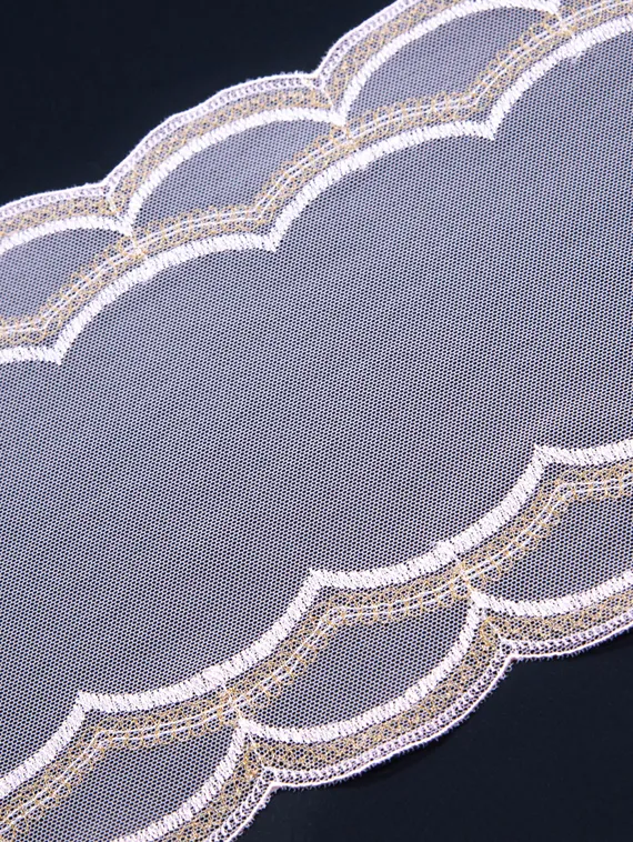 05-144 Вышивка на эл. сетке 17,5 см, розовый