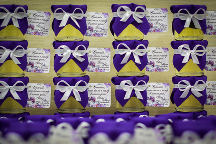 Бонбоньерка с медом на свадьбу в фиолетовом цвете, 45 грамм