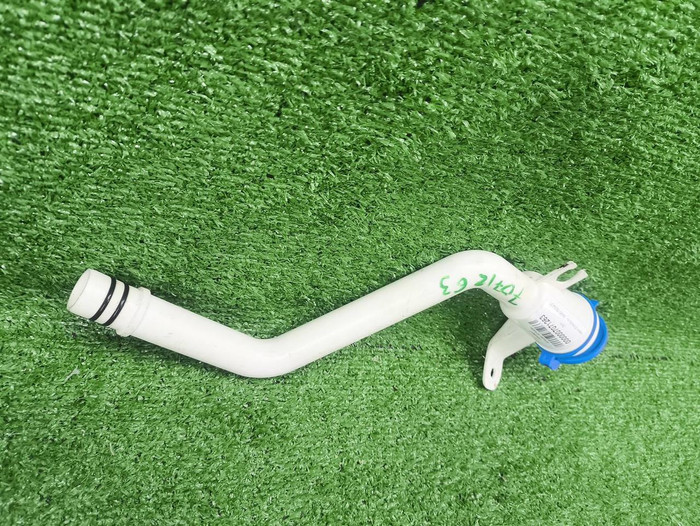 Горловина бачка омывателя Chery Arrizo 8 (22-нв)