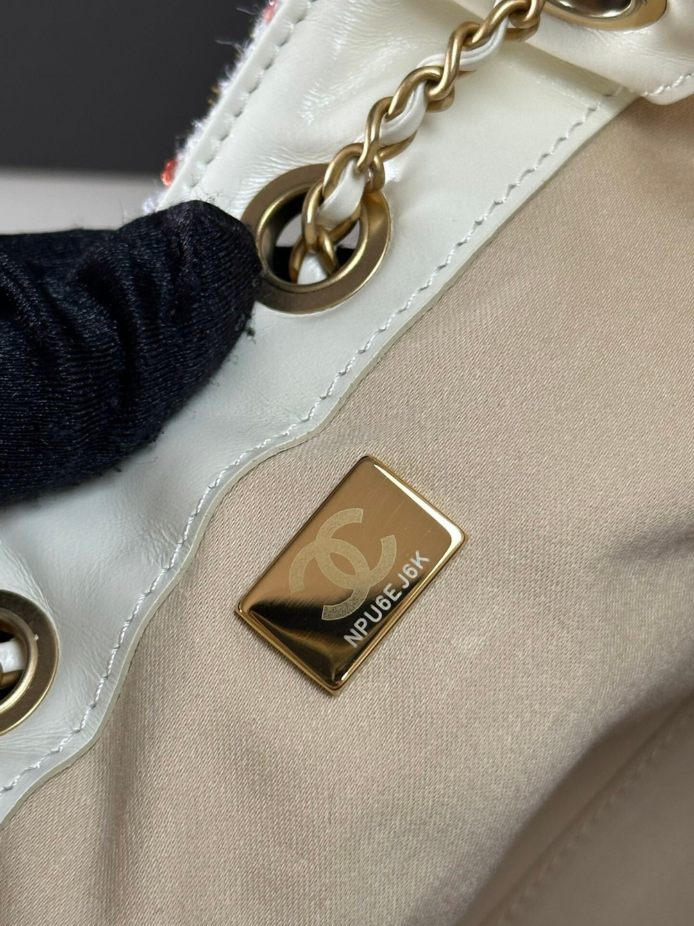Chanel 25 Small Handbag 30 cm