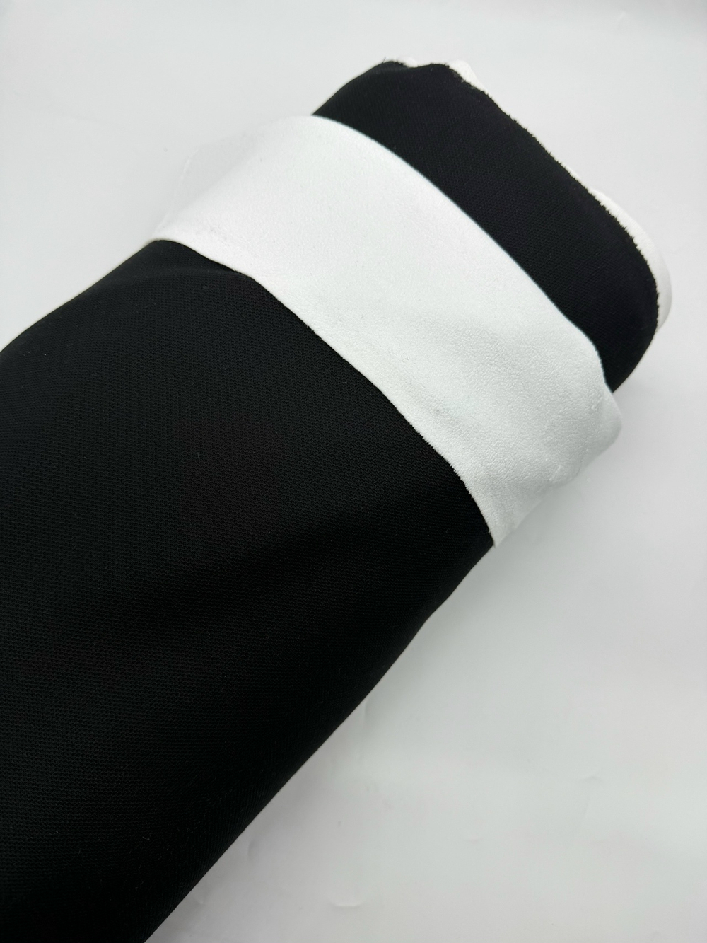 Пике на меху черный