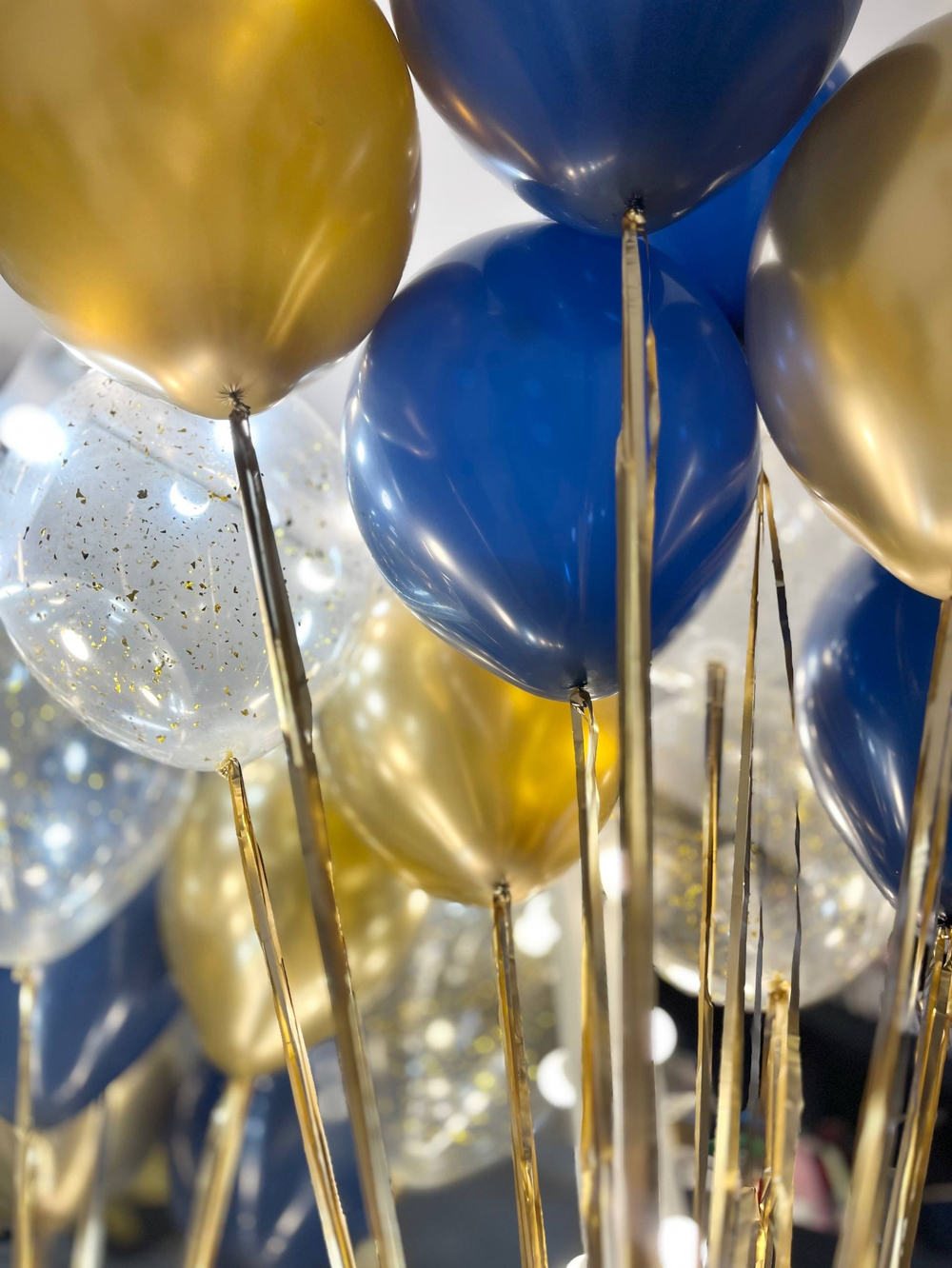 Воздушные шары под потолок синий/золото №3927