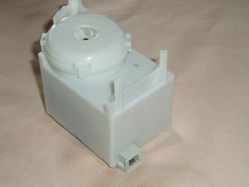 Помпа испарителя Beko (Беко) - 2950980100