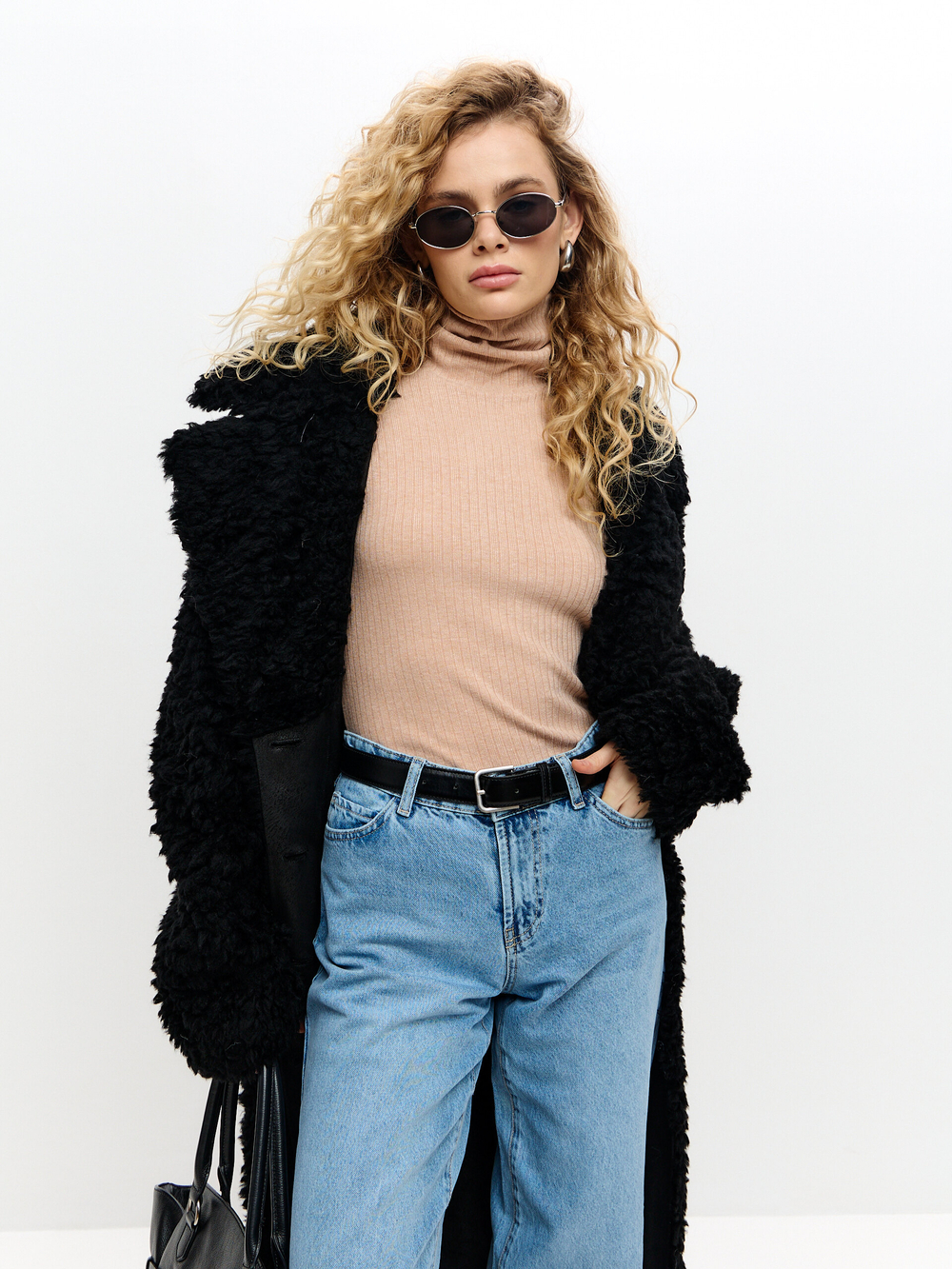 Карамельная водолазка в рубчик