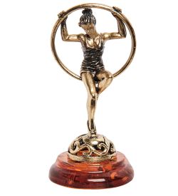 AM-3290 Фигурка «Гимнастка в кольце» (латунь, янтарь)