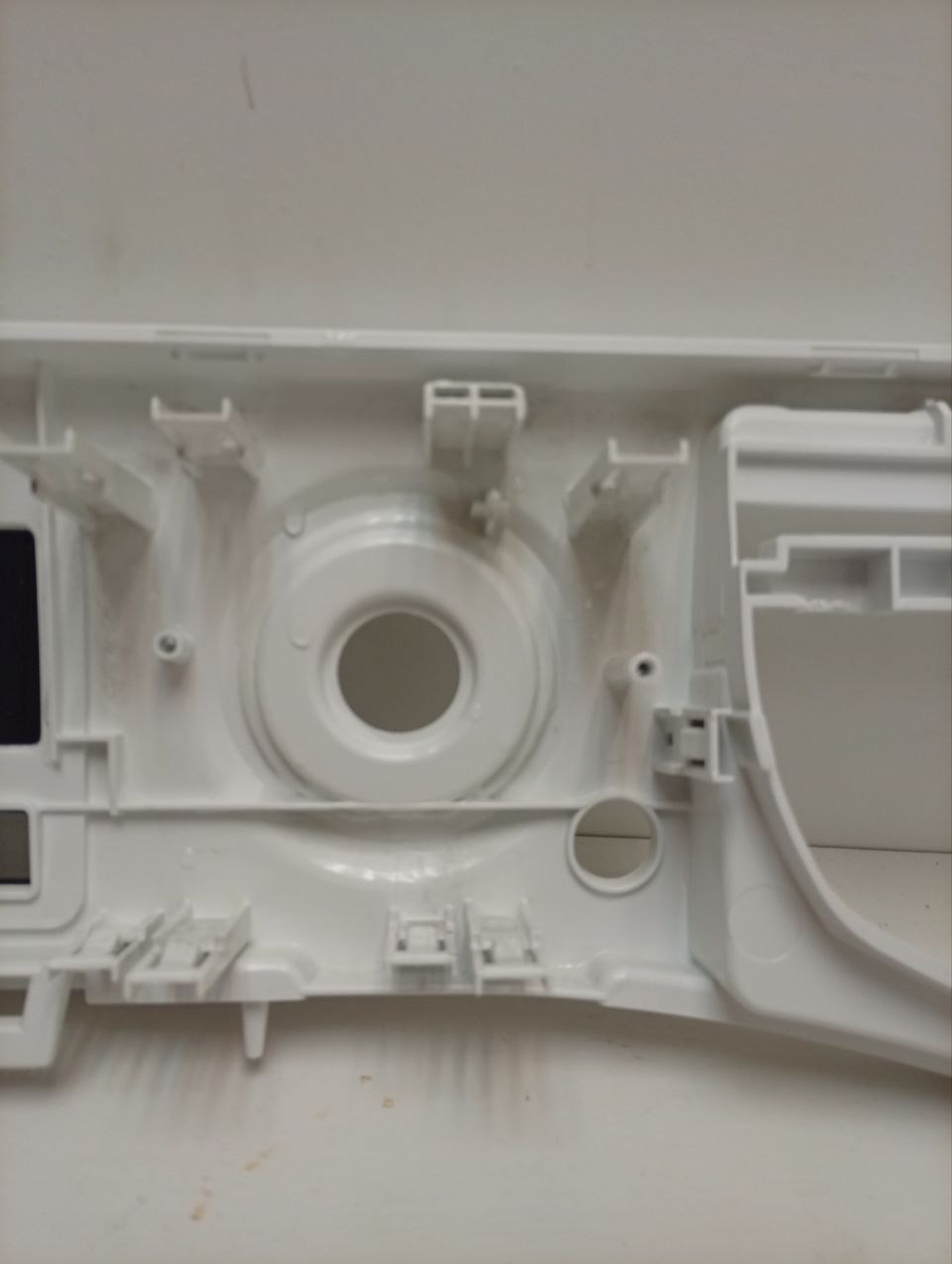 RST703DW кт18 Панель лицевая стиральной машины Ariston 250007251 б/у