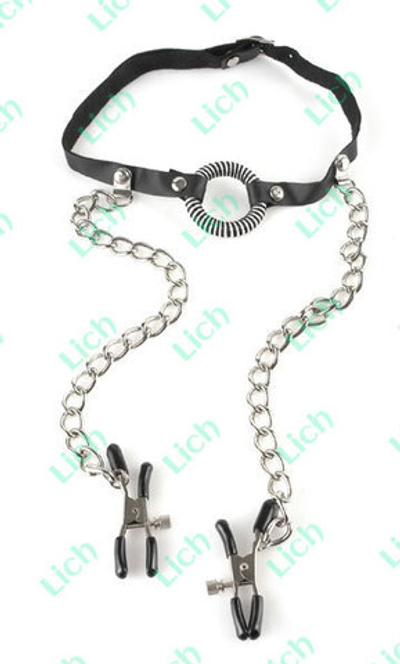Кляп, соединенный цепочкой с клипсами для сосков