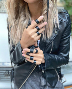 ARCHIVE Ring black