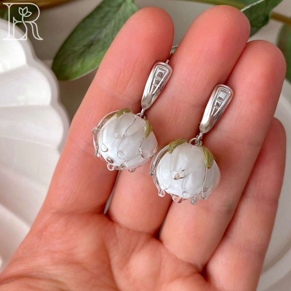 LEFIREL' Серьги серебряные женские "Есея" с цветами из муранского стекла / ювелирные украшения из родированного серебра 925