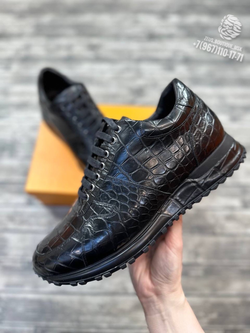 Кроссовки Louis Vuitton из кожи крокодила