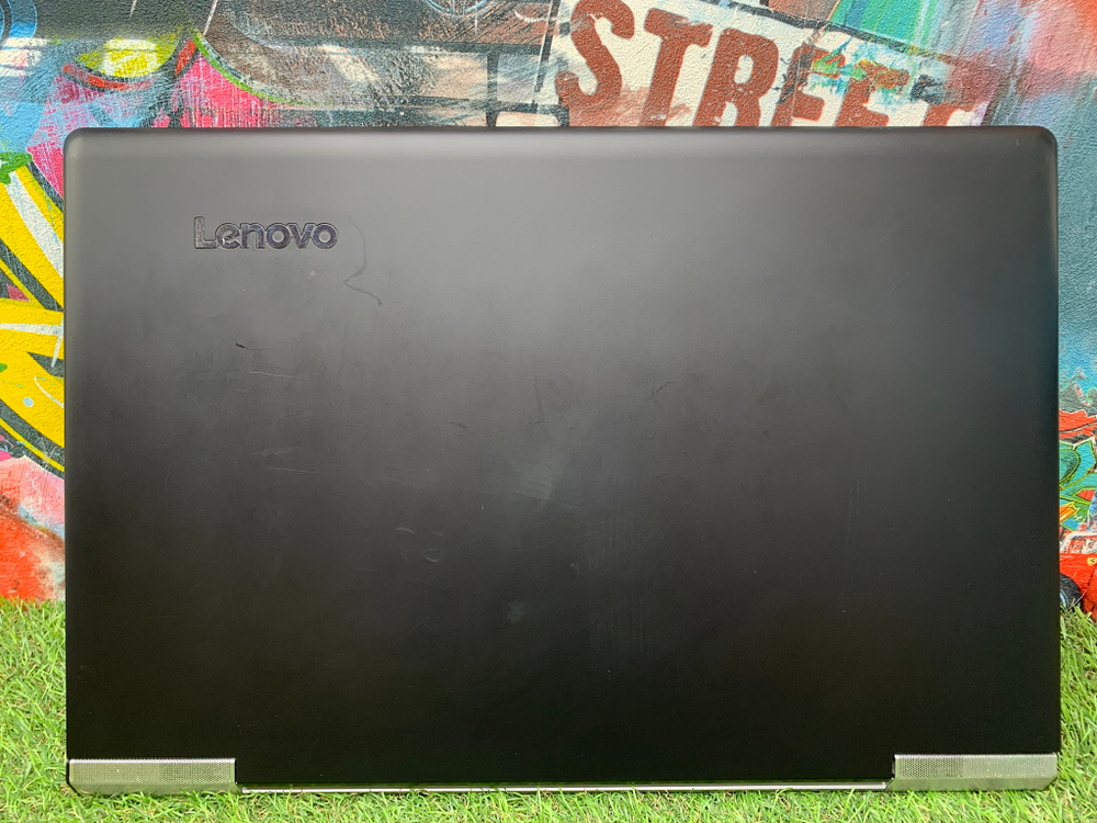 Мощный Игровой Lenovo 17.3" FHD i5-6/950M 4GB/8GB/SSD