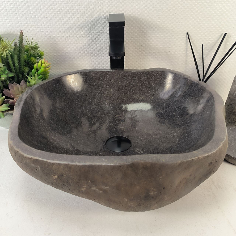 Раковина из речного камня RS-65253 48*42*16 0856