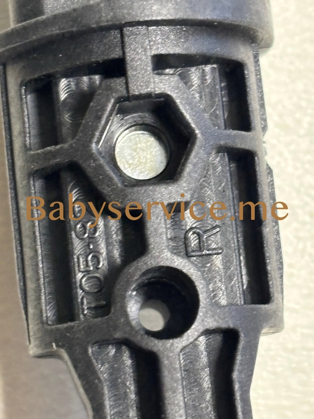 Элемент шарнира рамы Carrello Bravo Carbon левый