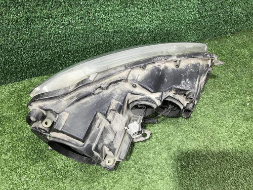 Битая Фара левая VW Golf 6 (2008-2012) галоген