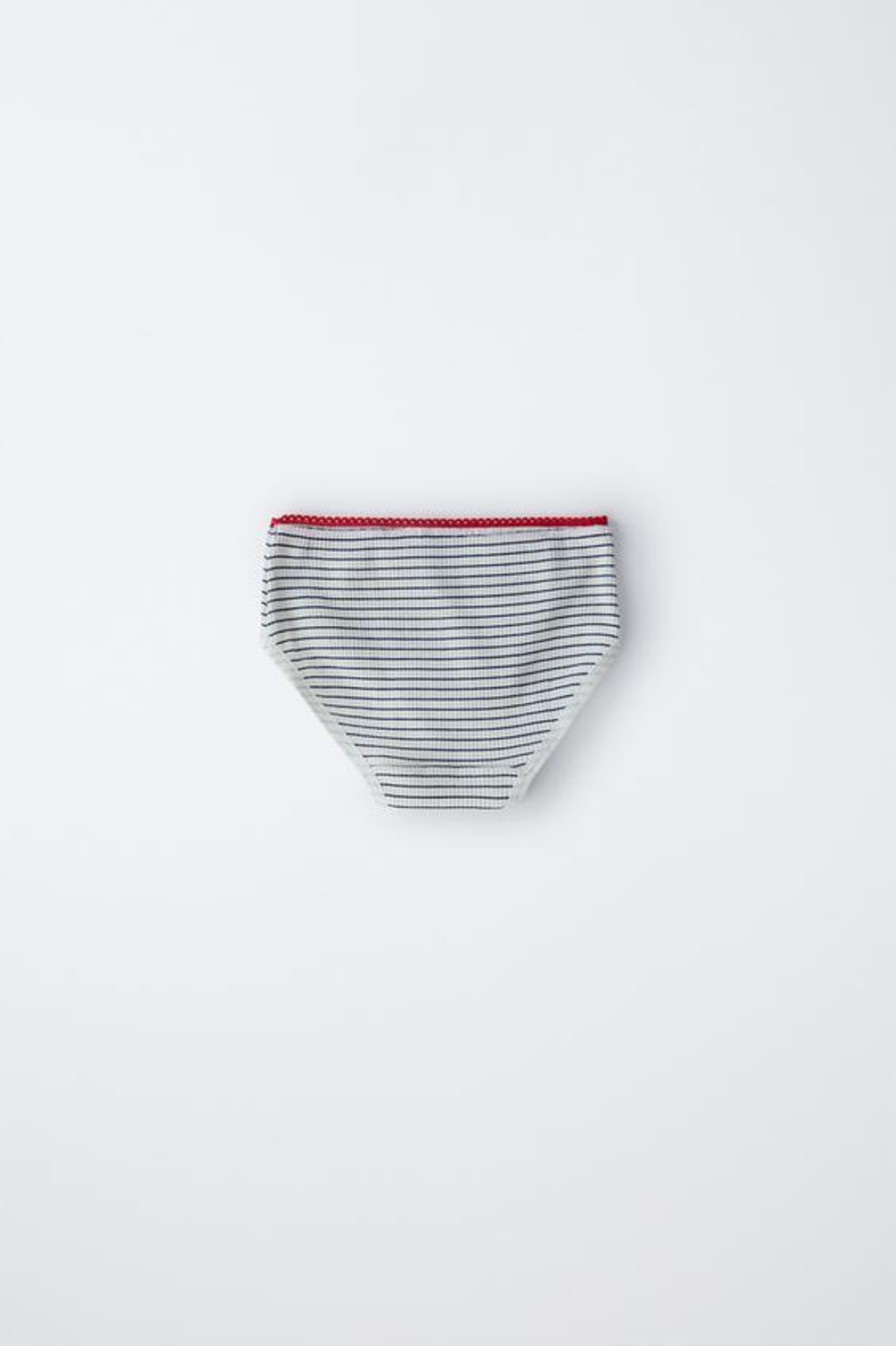 ZARA НАБОР ИЗ 3 ТРУСОВ С ПРИНТОМ «СЕРДЦА», ЭКРЮ