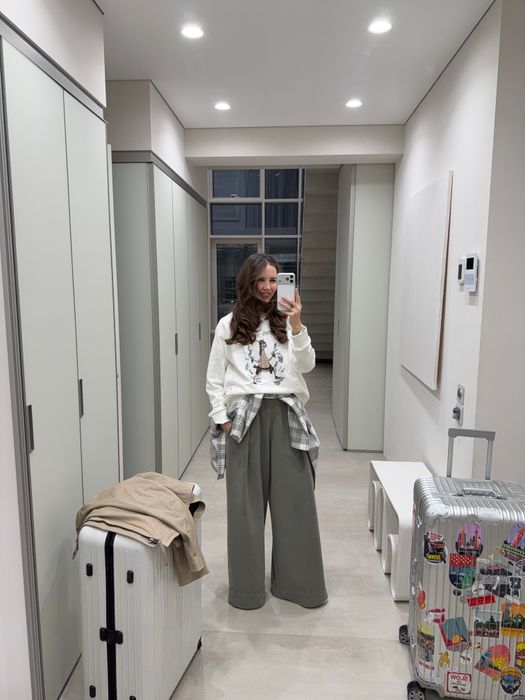 СВИТШОТ ЖЕНСКИЙ ЭВВИ МОЛОЧНЫЙ КОНЬ ОГОНЬ