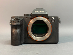 Sony A7 II 82.000 Кадров, экран работает не во всех положениях