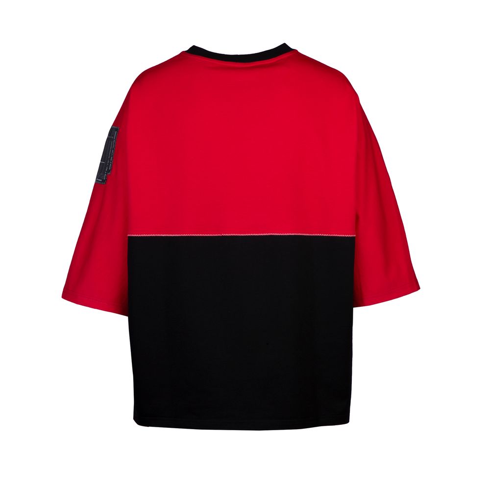 Футболка Metamo(r)phosis Красная