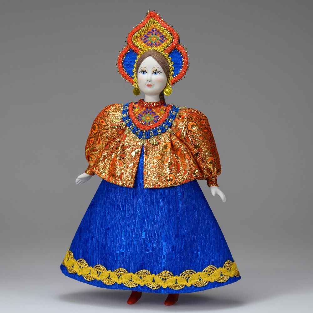 Кукла Царевна в парчовой телогрее