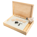 Планшет из массива дерева с отсеком, цветной подсветкой, песком, набором инструментов и крышкой