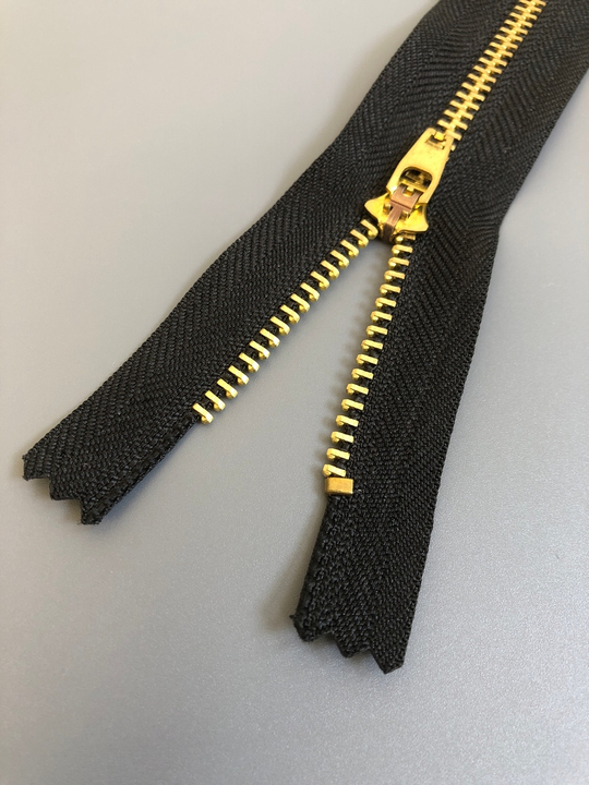 Молния метал, 20см №4 не разъем джинс черный/золото