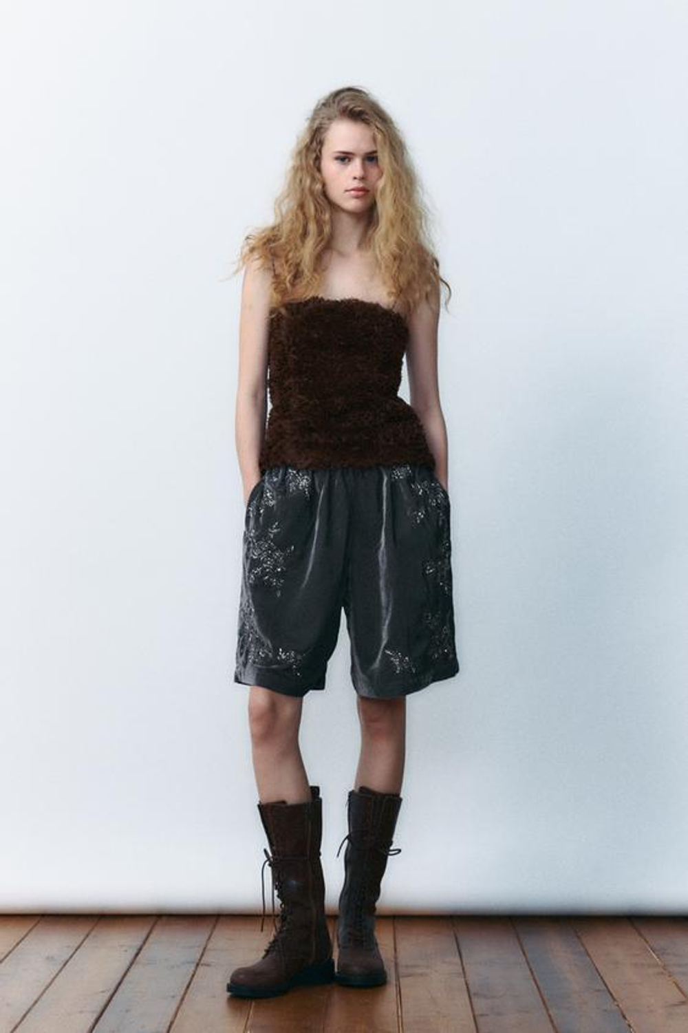 ZARA ТОП ИЗ СЕТЧАТОЙ ТКАНИ С РЕЛЬЕФНЫМИ ДЕТАЛЯМИ, КОРИЧНЕВЫЙ